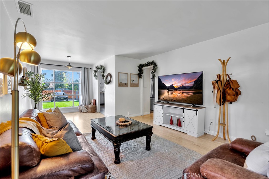 6514 Coldwater Canyon