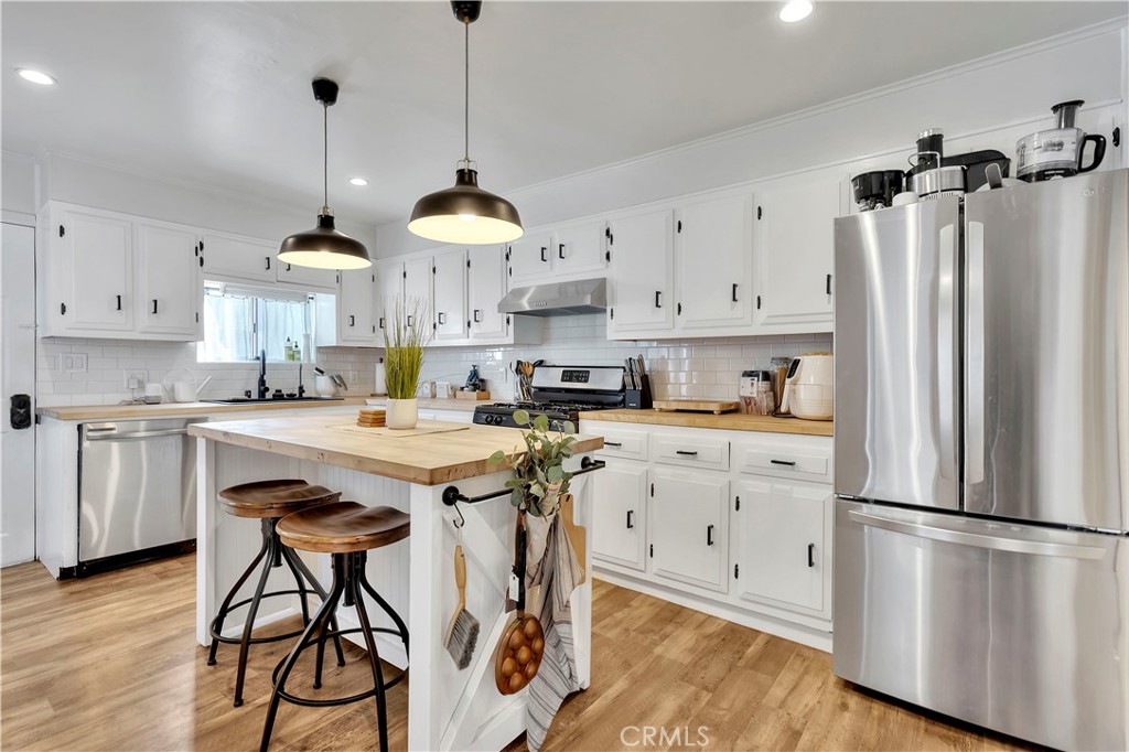 6514 Coldwater Canyon