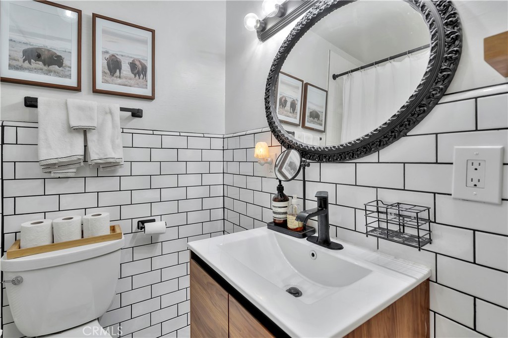 6514 Coldwater Canyon