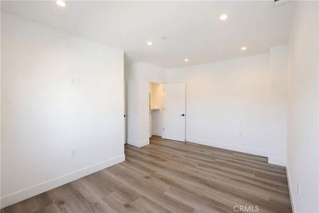 21721 Hart