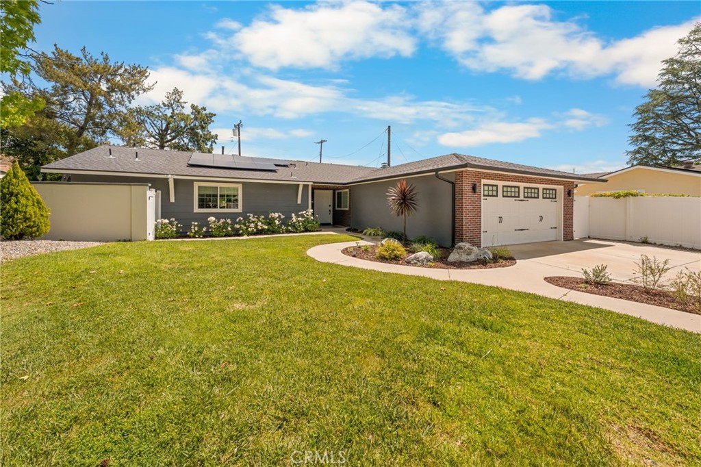 26111 Hatmor