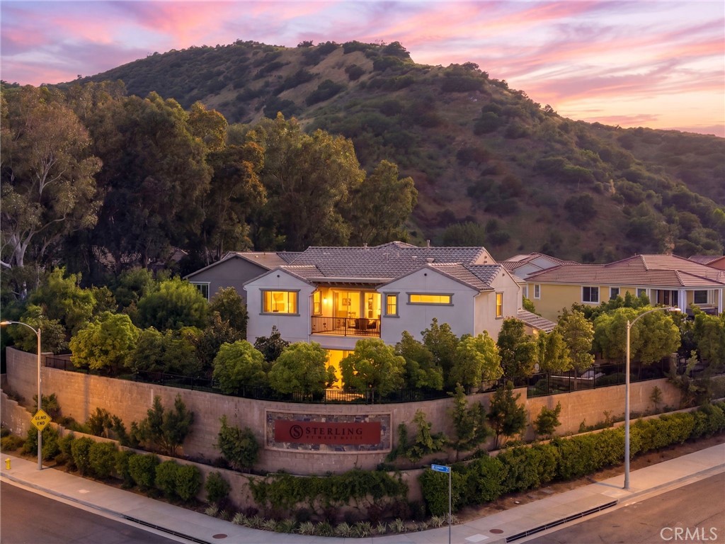 8304 Mariposa Court