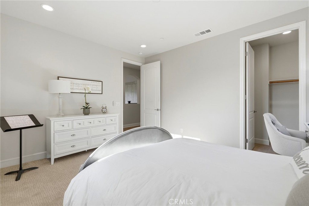8304 Mariposa Court
