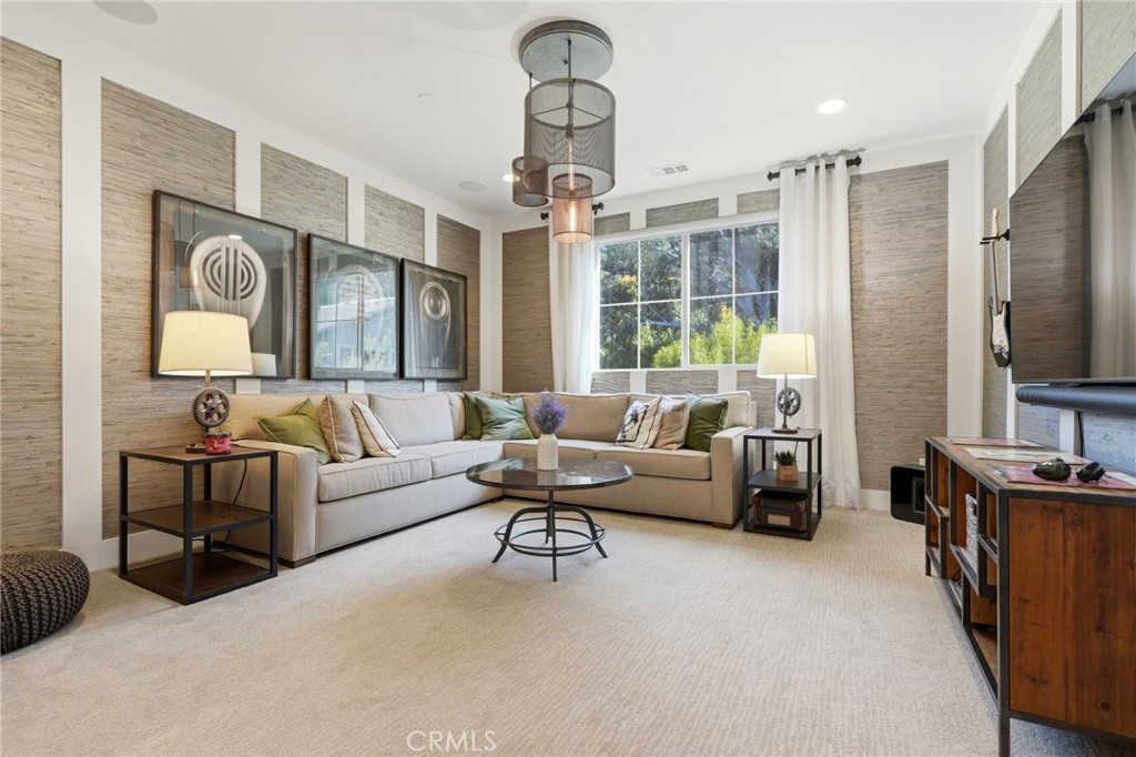 8304 Mariposa Court
