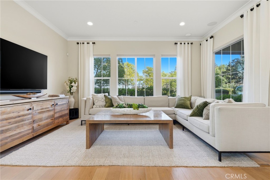 8304 Mariposa Court