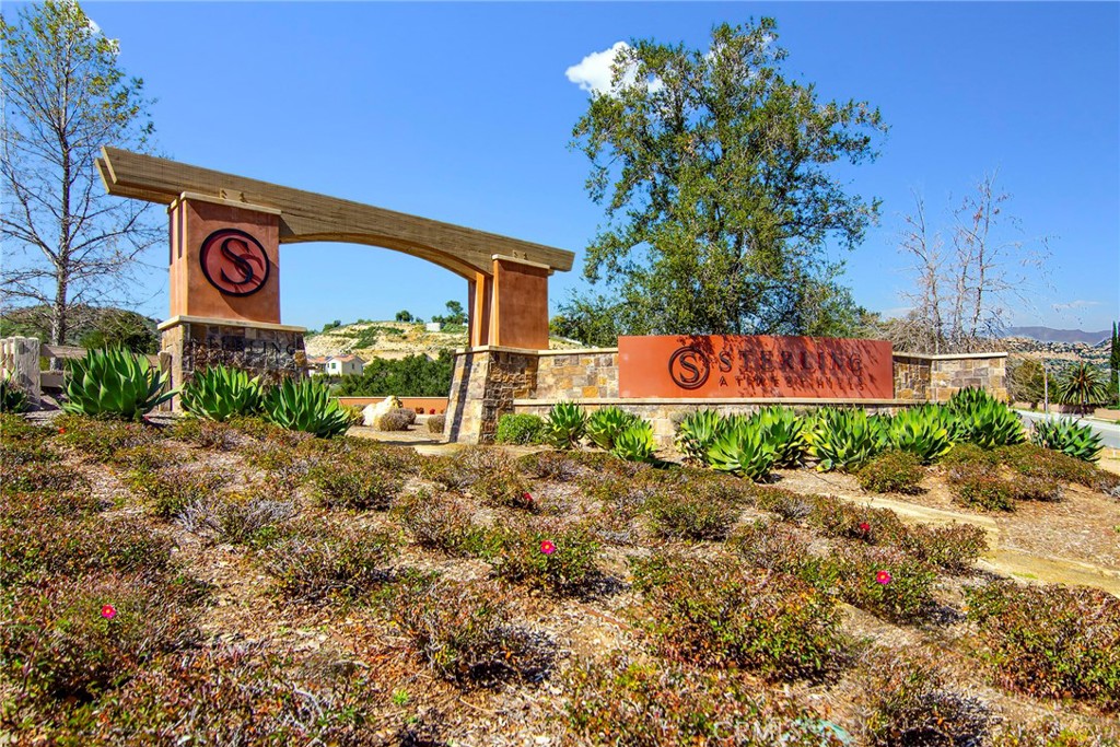 8304 Mariposa Court