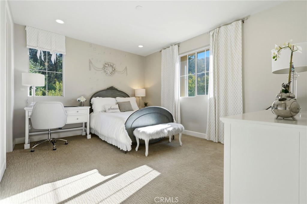 8304 Mariposa Court
