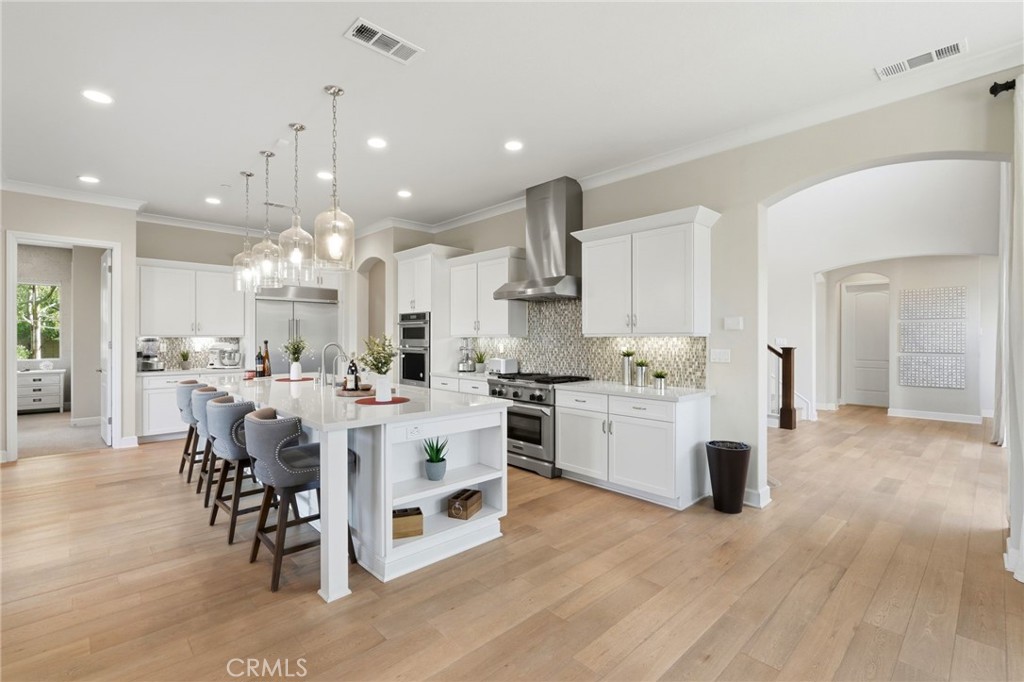 8304 Mariposa Court