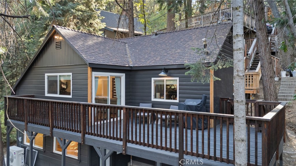 829 Sierra Vista Drive