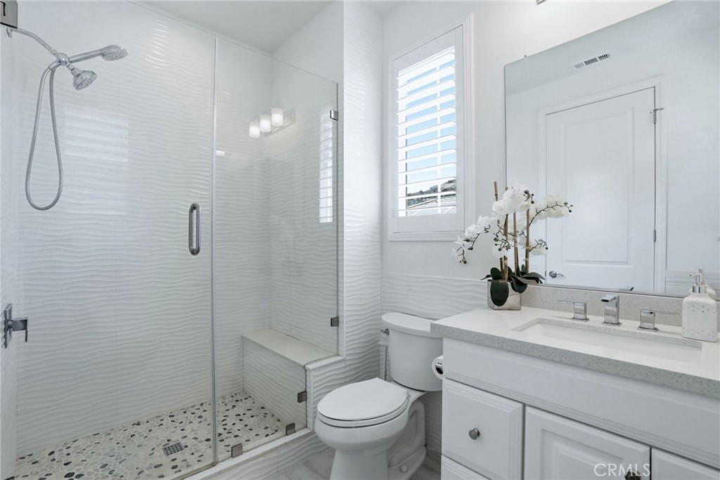 24364 W Clear Creek