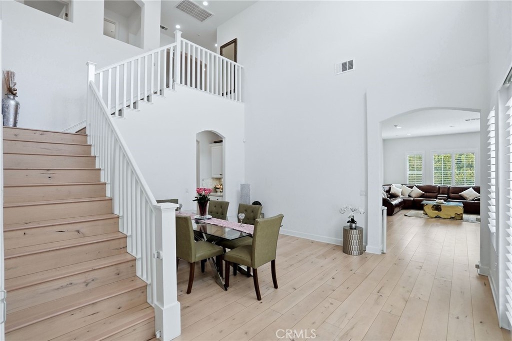 24364 W Clear Creek