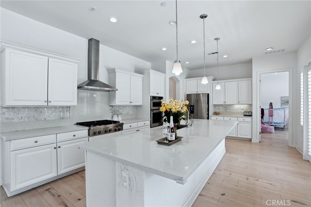 24364 W Clear Creek
