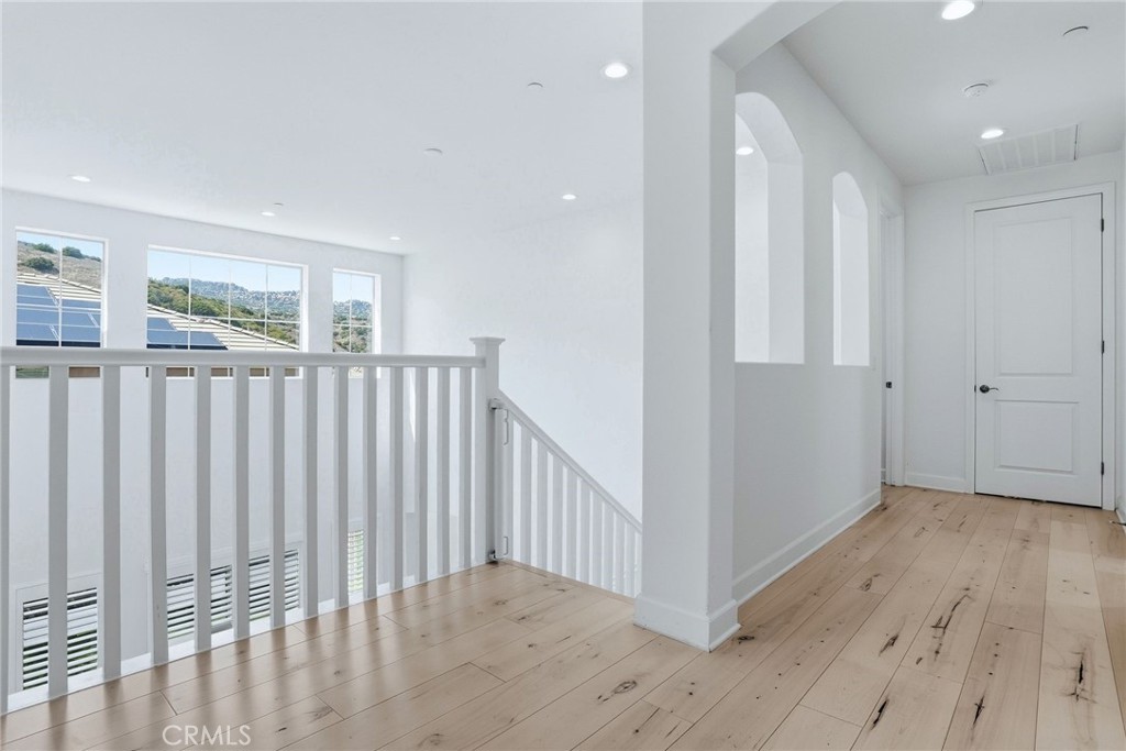 24364 W Clear Creek