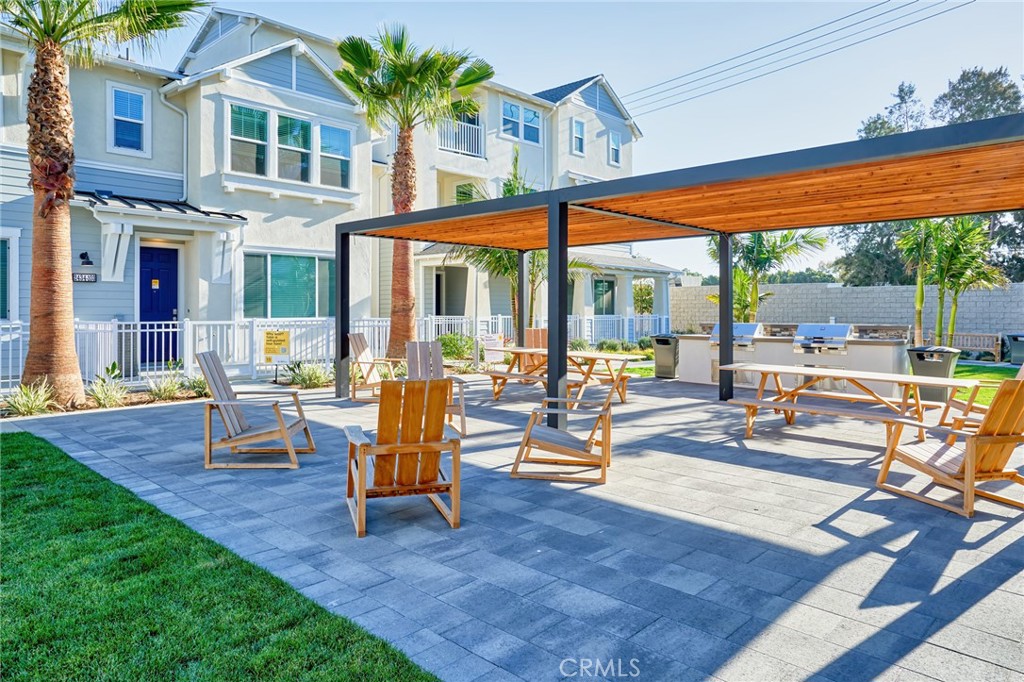 2448 Haley Point Drive 105