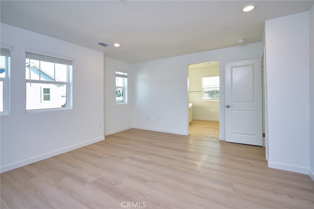 2448 Haley Point Drive 105