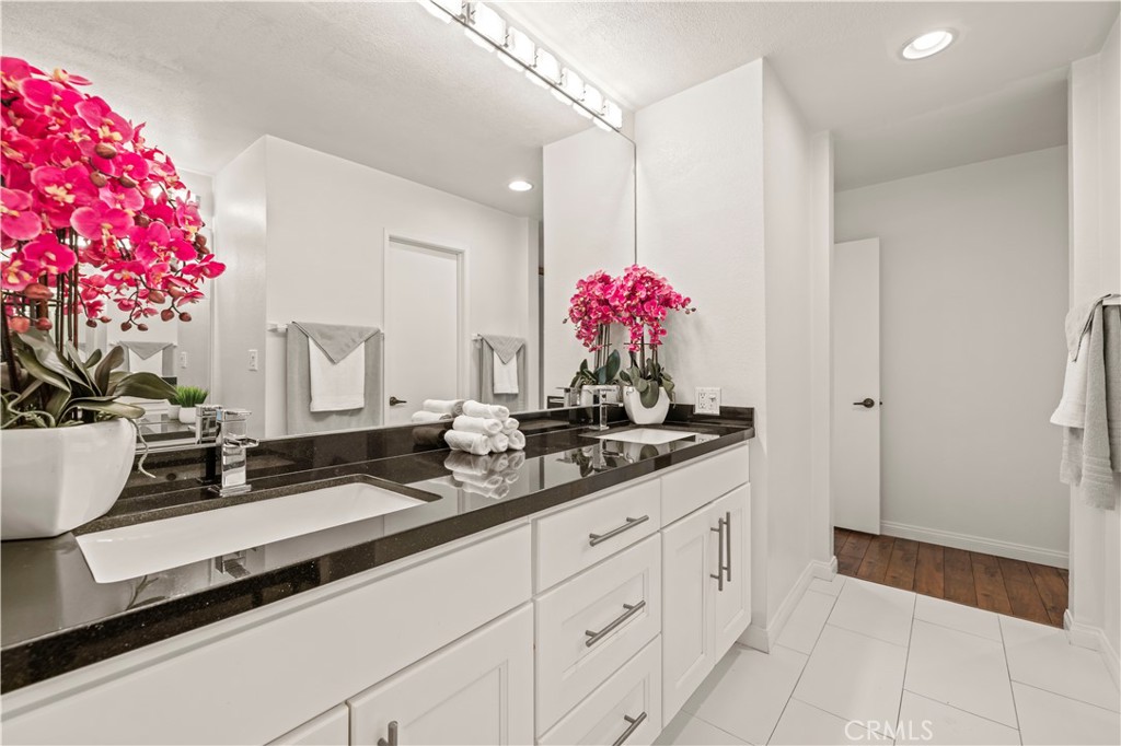 18150 Andrea Circle S 1