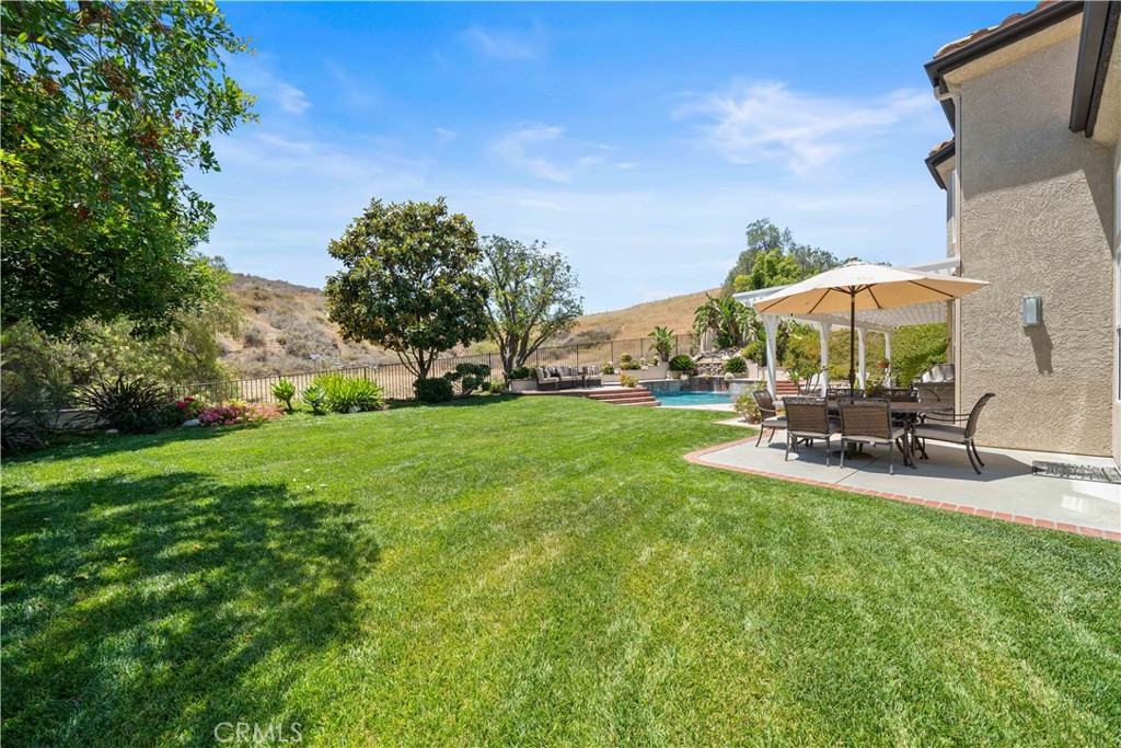 5919 County Oak Road