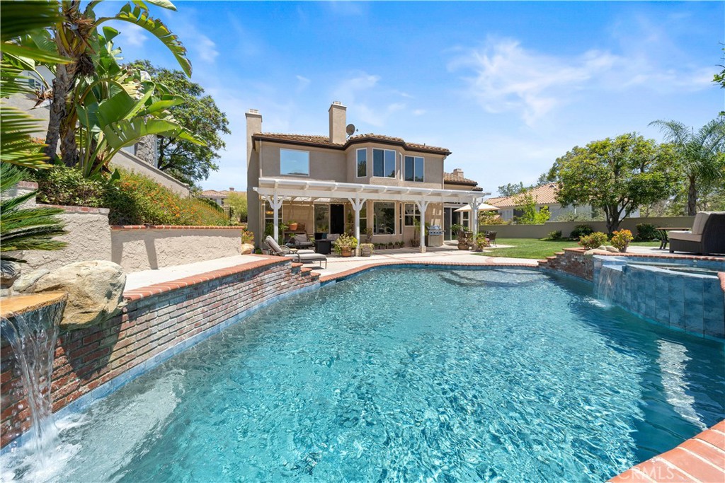 5919 County Oak Road