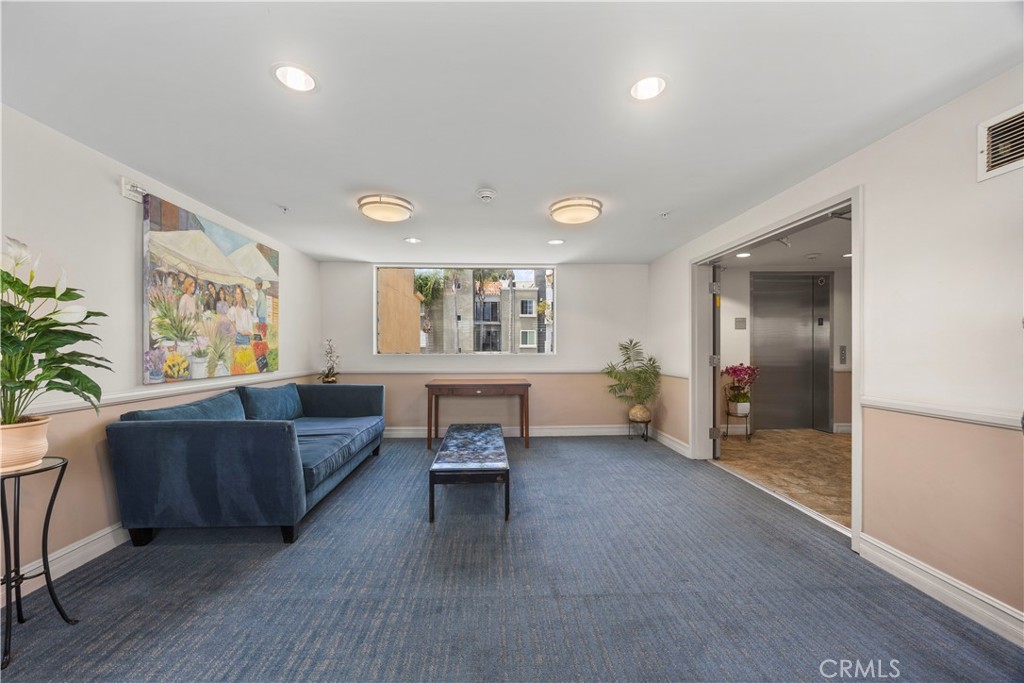 7100 Alvern Street 311