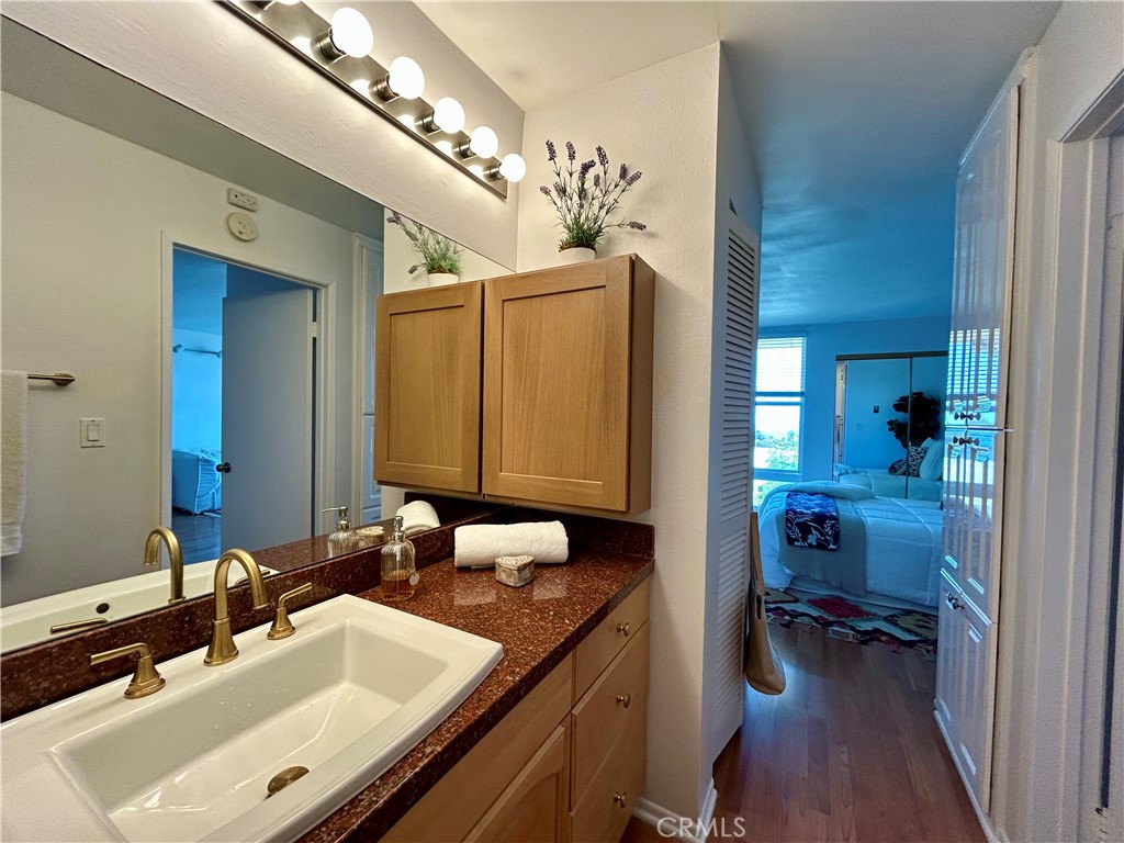 23901 Civic Center 262