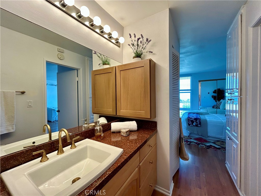 23901 Civic Center 262