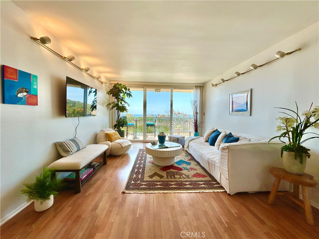 23901 Civic Center 262