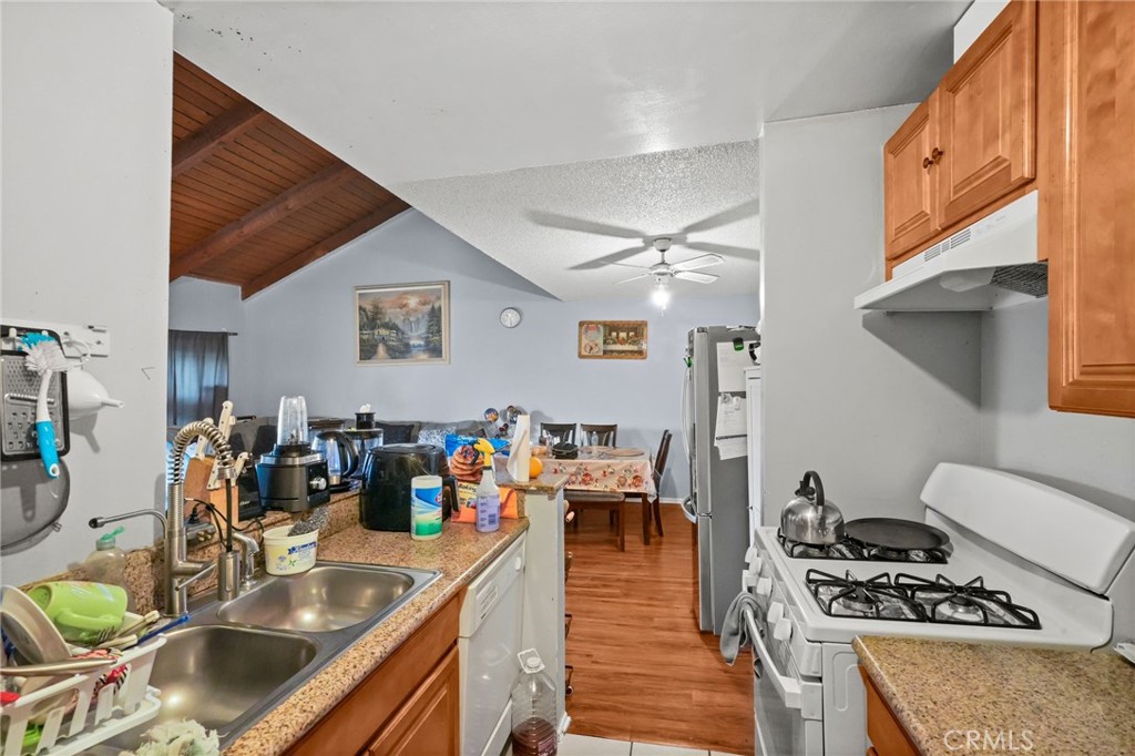 8601 International Avenue 234