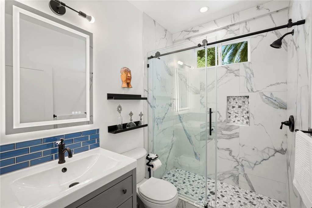 2258 Helios Drive