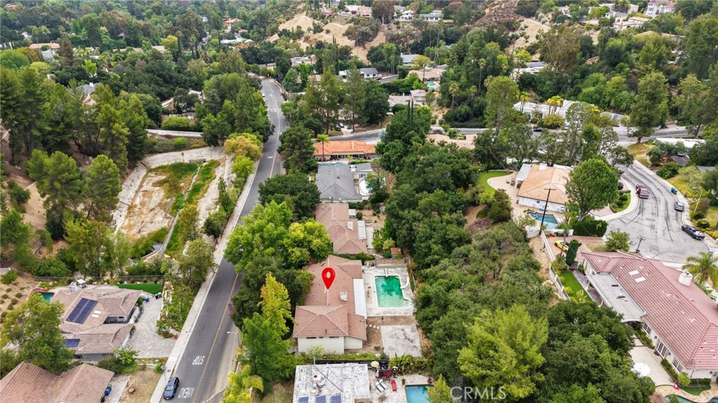 4300 Vanalden Avenue