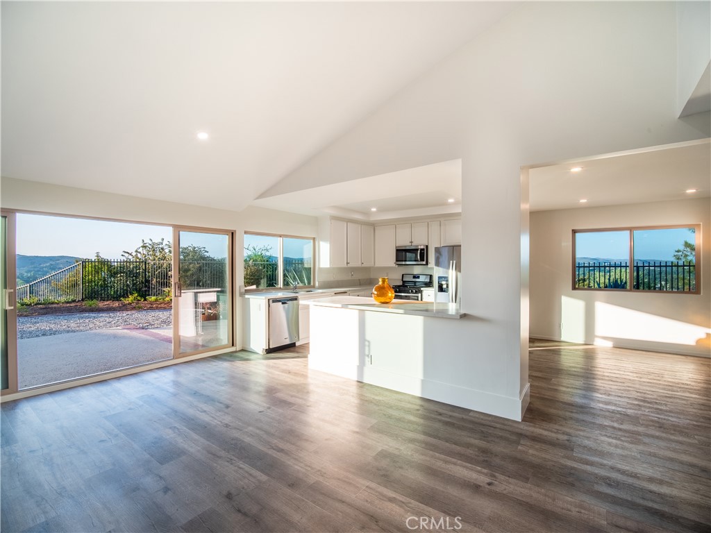 2181 Hillsbury Road