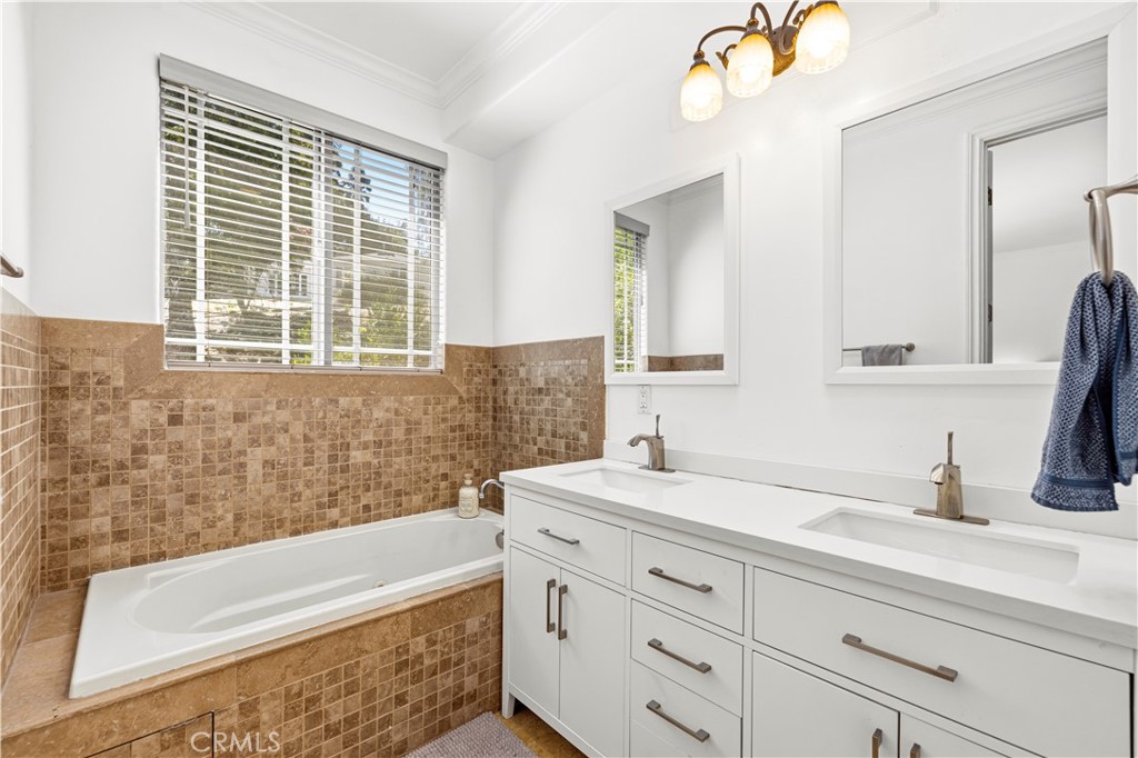 11145 Sunshine Terrace 102
