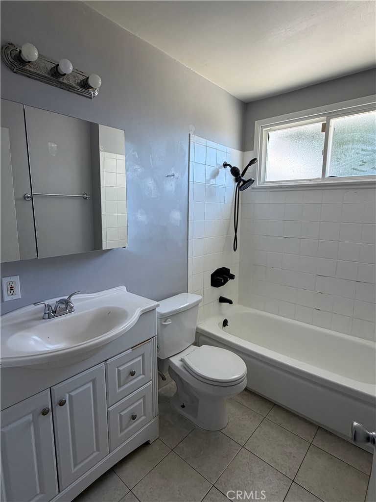 7636 Sausalito