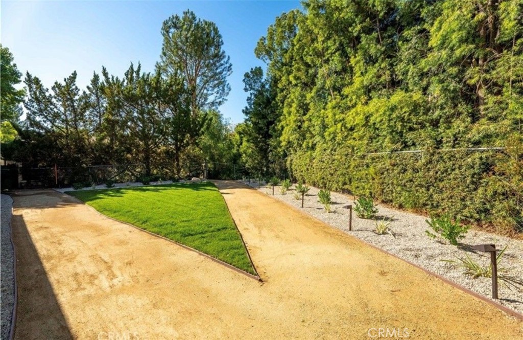 4240 Kingfisher Road