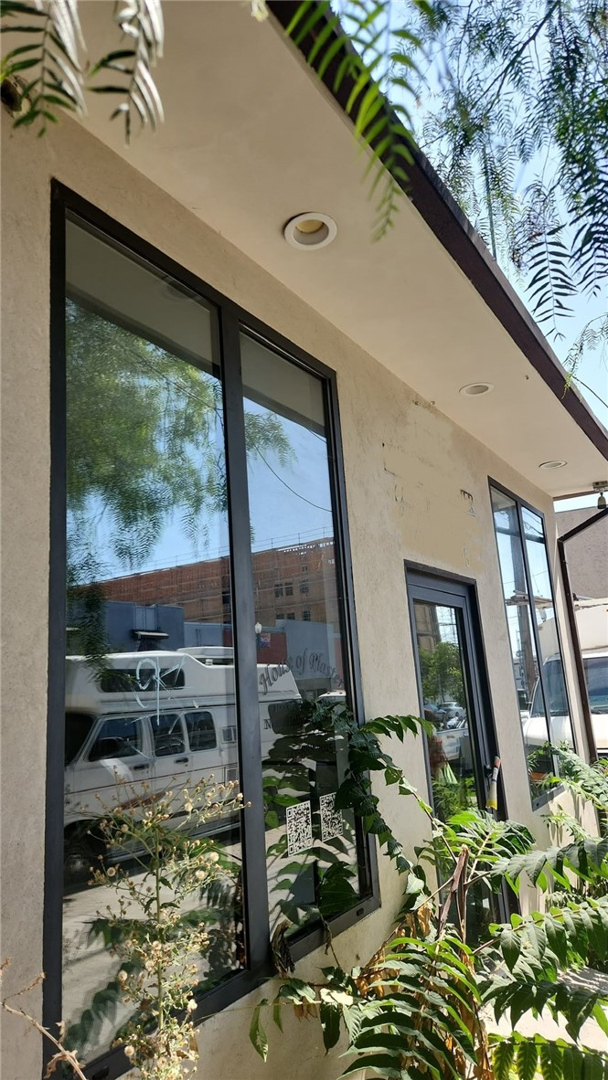 10835 Magnolia