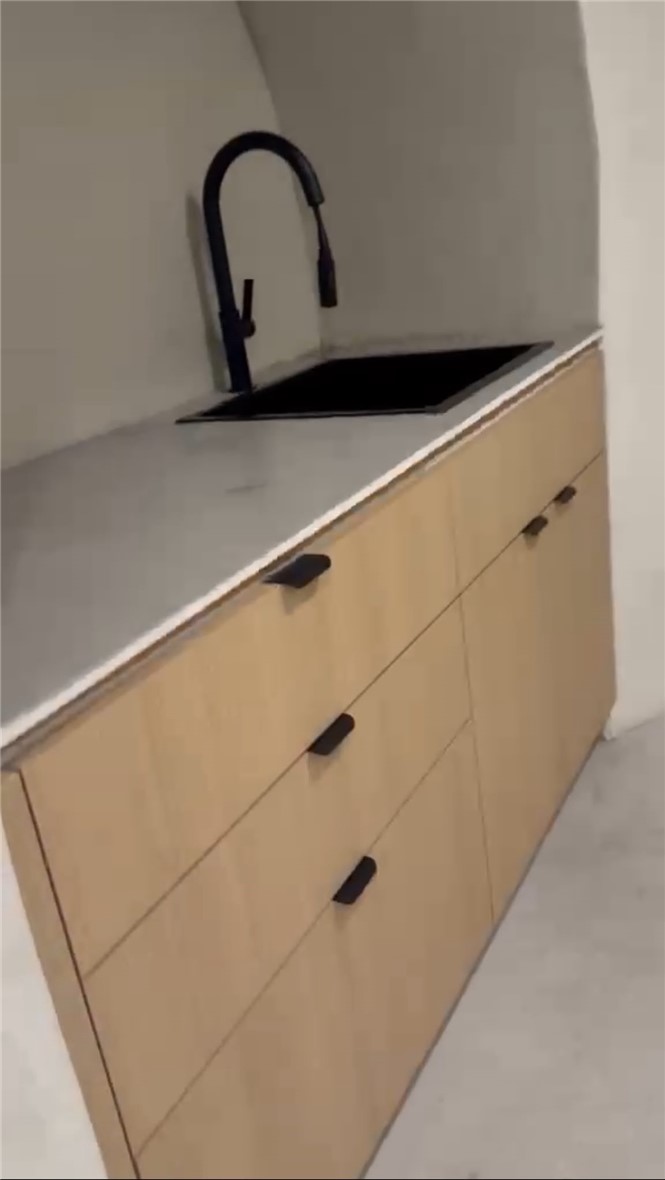 10835 Magnolia