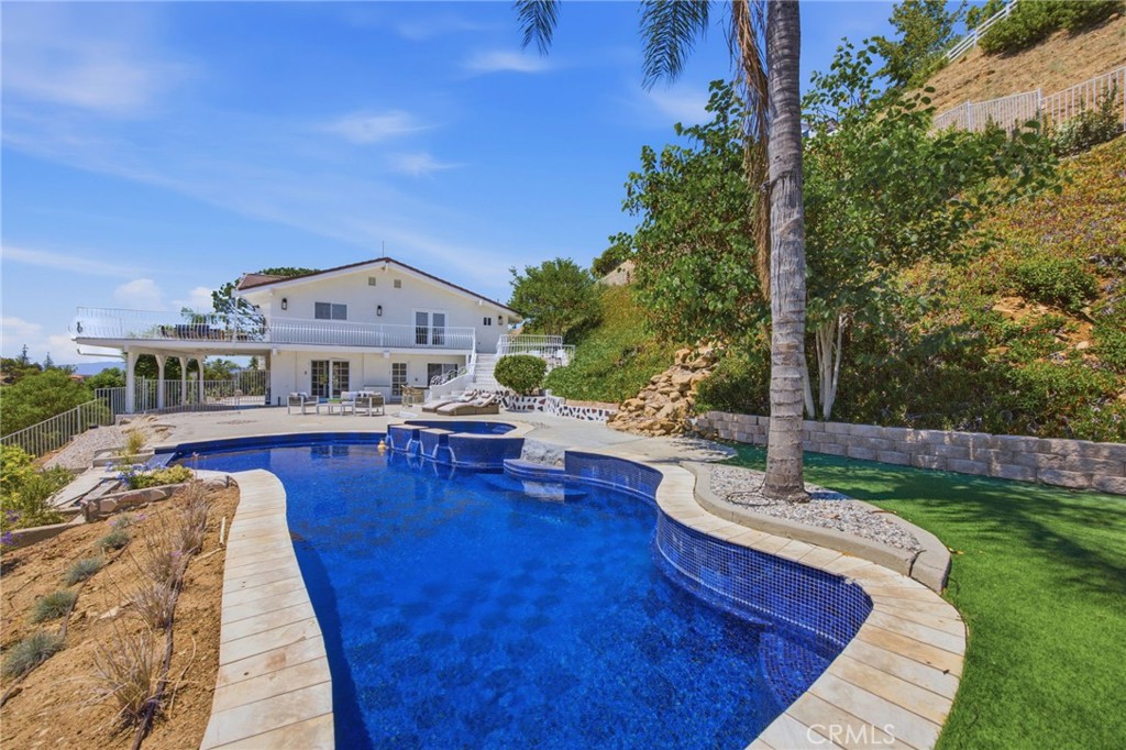 150 Saddlebow Road