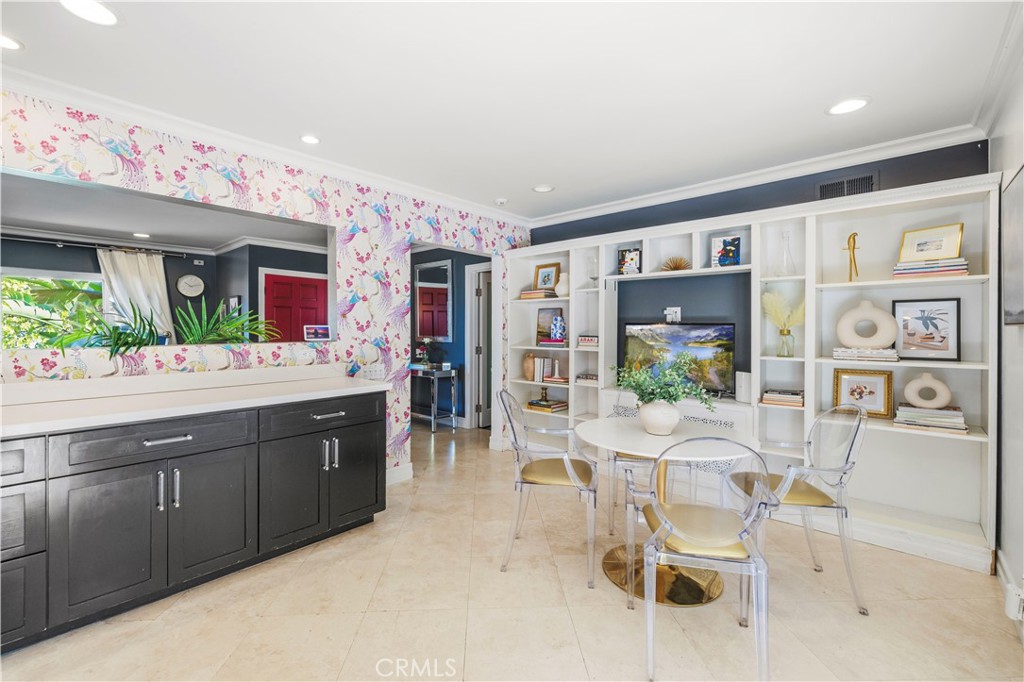 1520 Rugby Cir