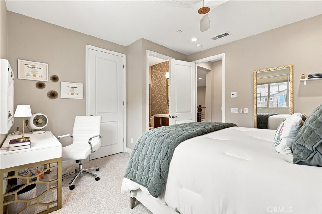 24357 W Clear Creek