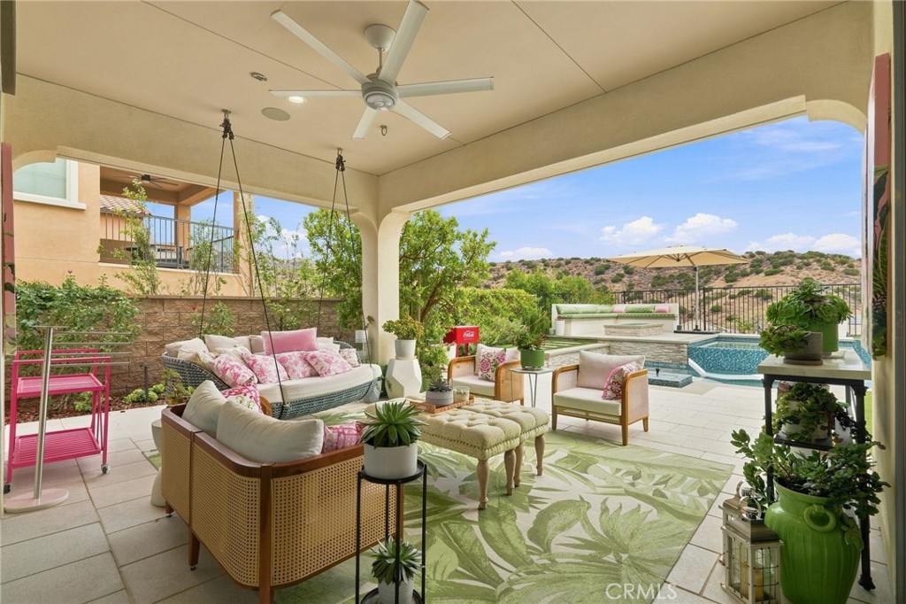 24357 W Clear Creek