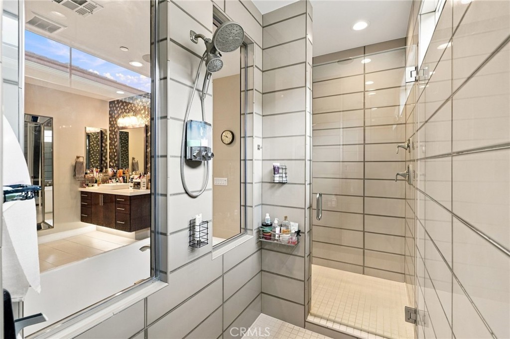 24357 W Clear Creek