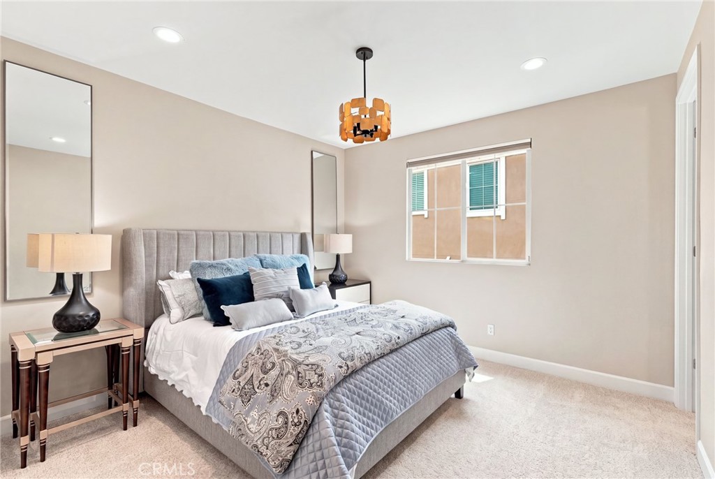 24357 W Clear Creek