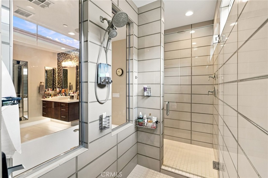 24357 W Clear Creek