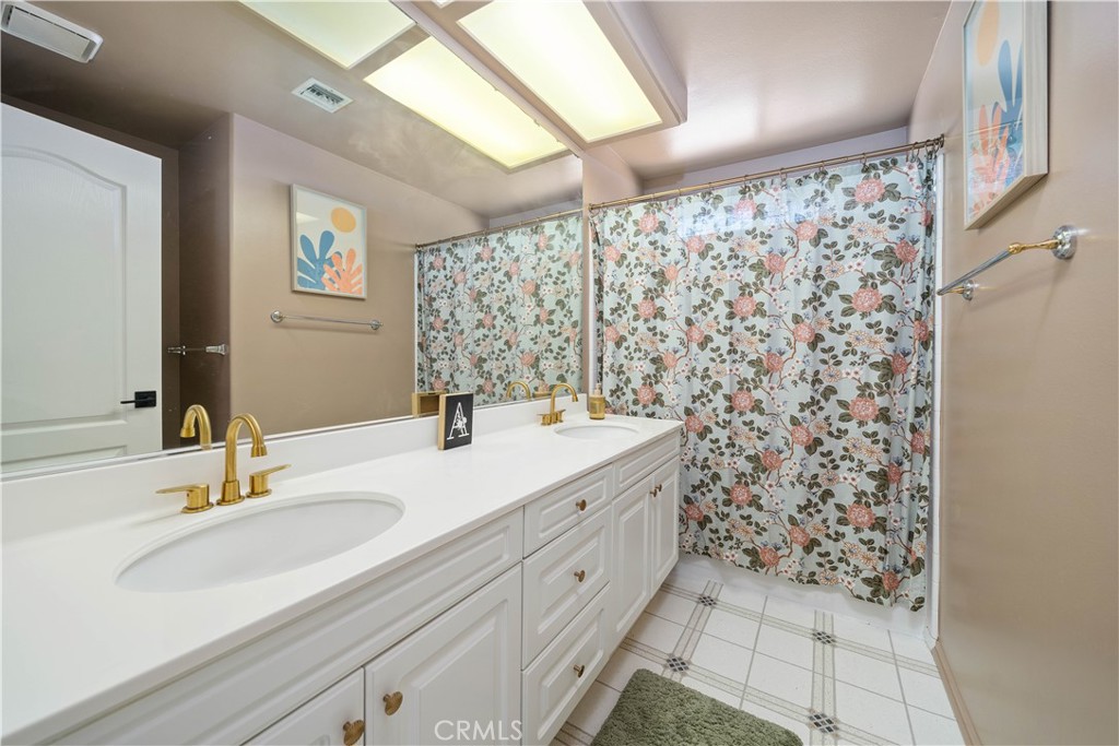 5371 Carmento Drive