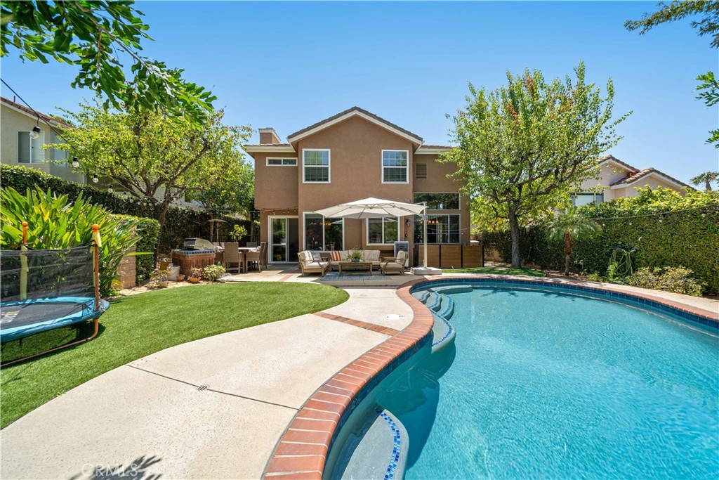 5371 Carmento Drive