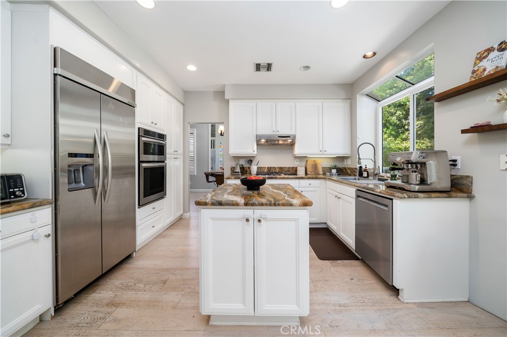 5371 Carmento Drive