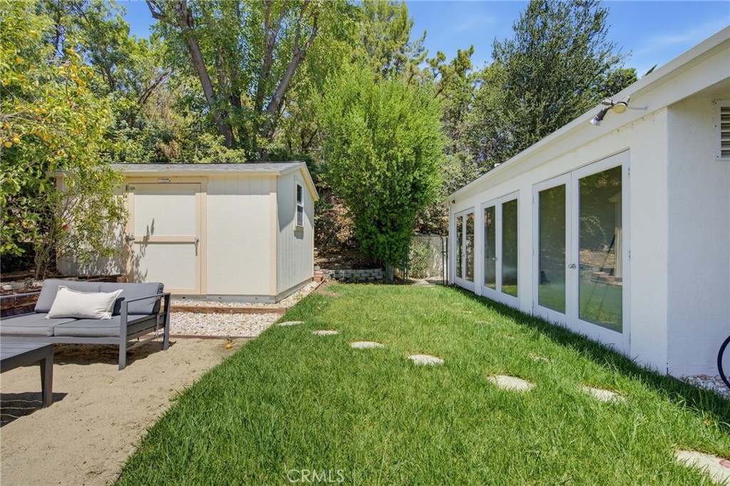 4715 Burgundy Road