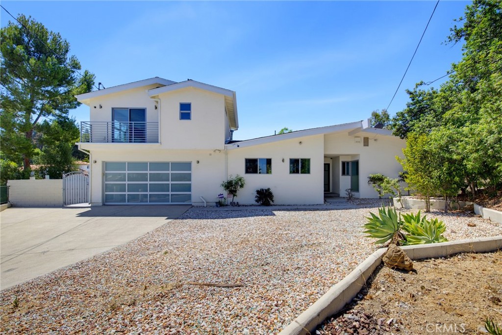 4715 Burgundy Road