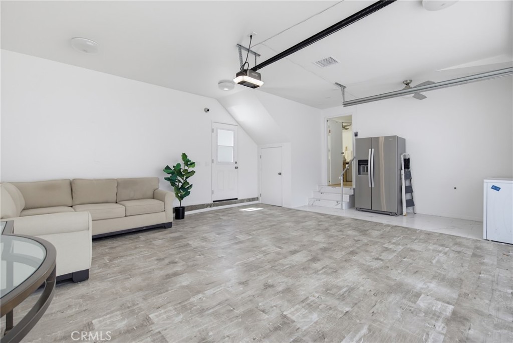 4715 Burgundy Road