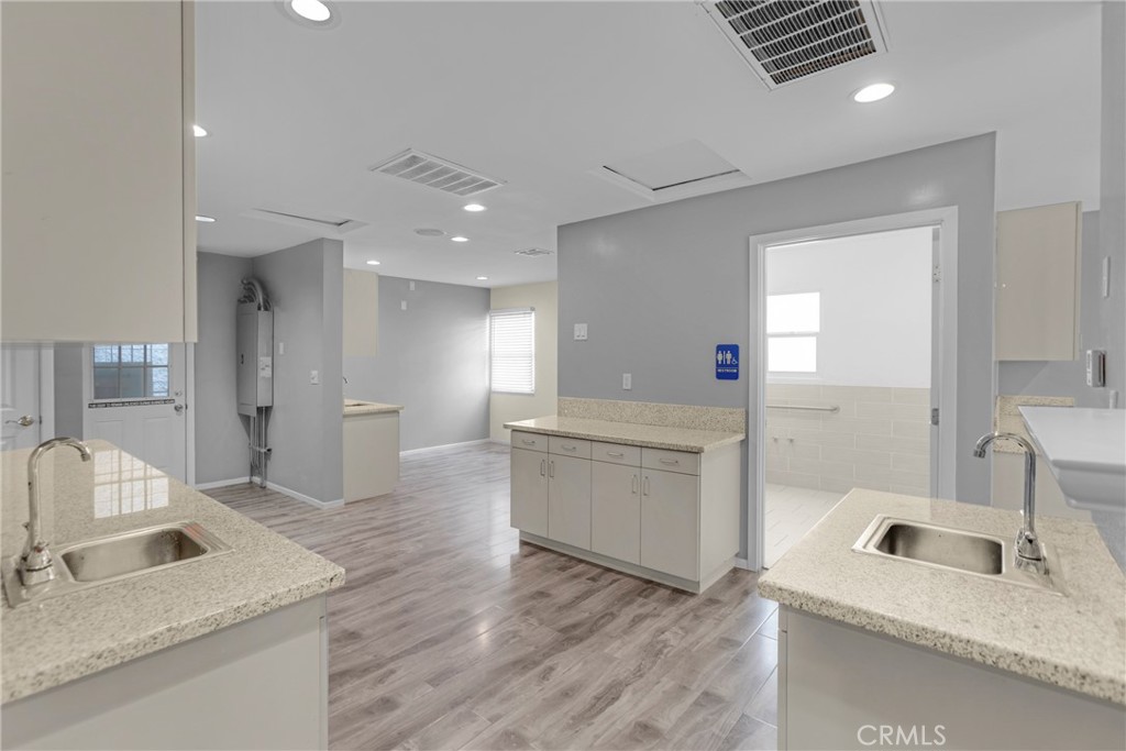 7349 Topanga Canyon