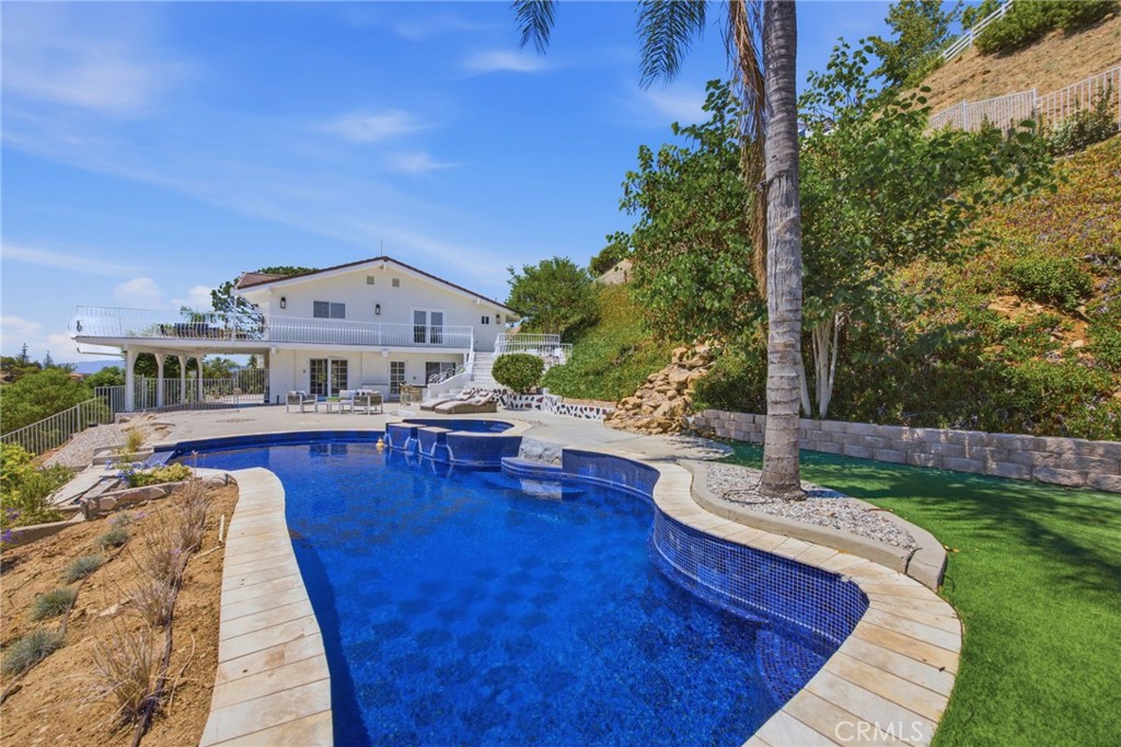 150 Saddlebow Road